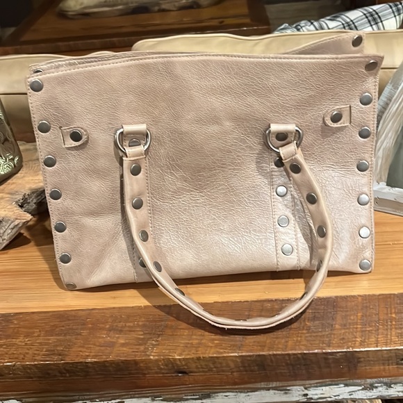 tan hammitt bag - Picture 4 of 7